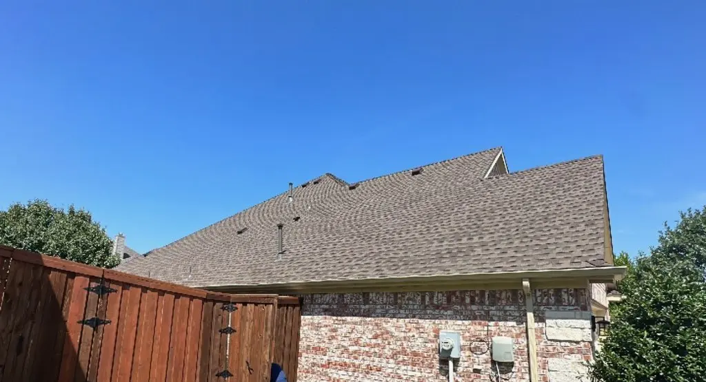 Completed roof replacement project in Lakeland